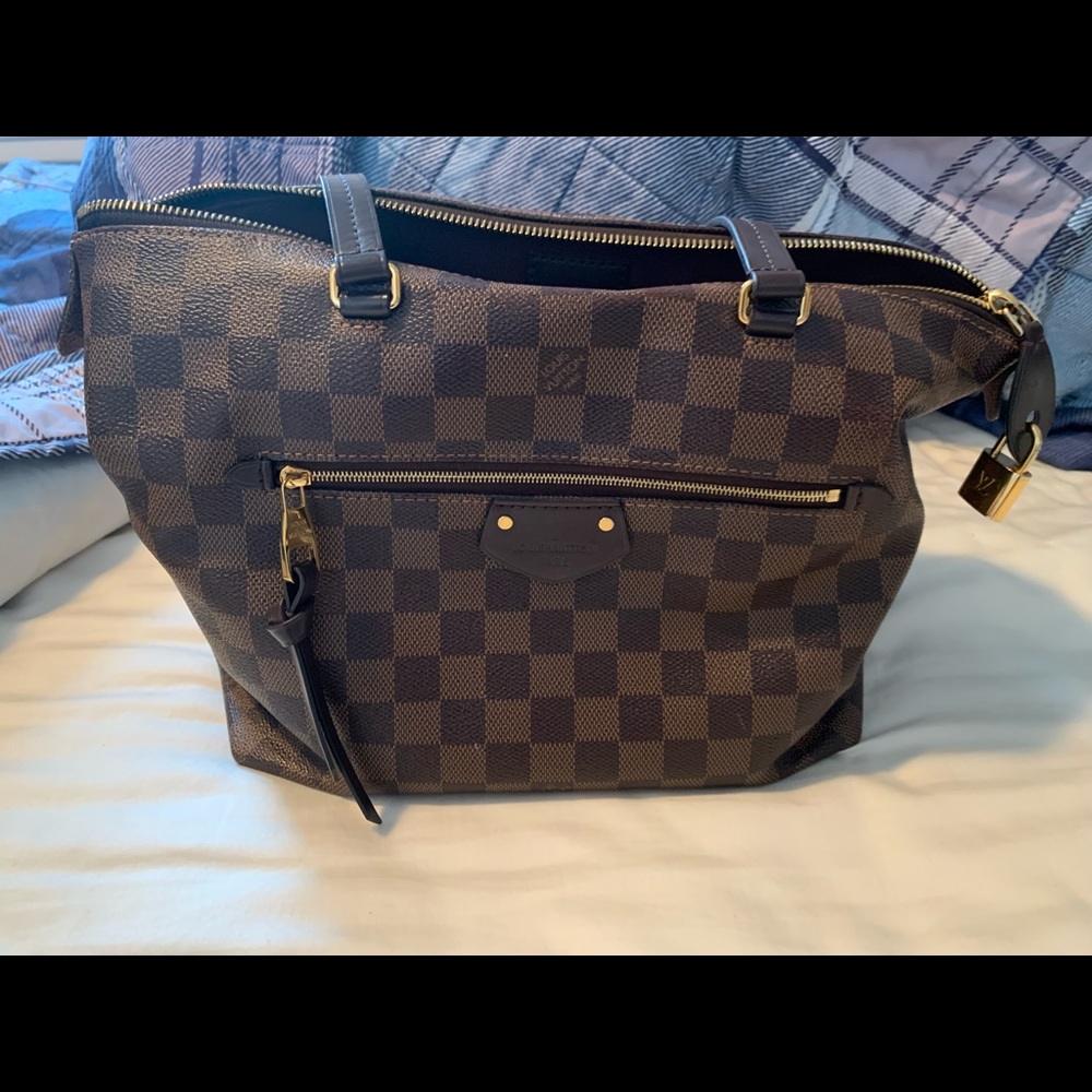 Authentic Louis Vuitton Iena